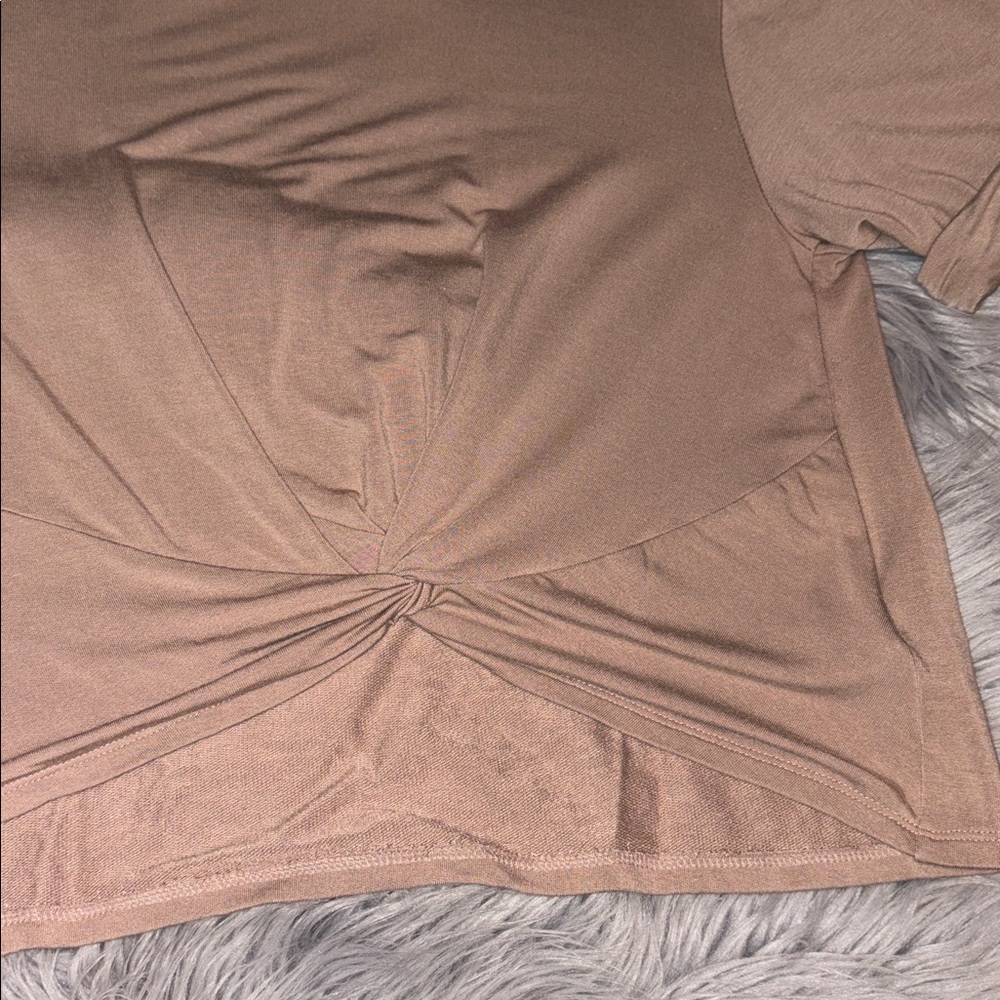 Express Crew Neck Knot Front T-Shirt Size Small - Picture 3 of 7